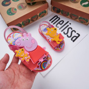 New Arrivals！MELISSA PEPPA PIG卡通造型兒童涼鞋