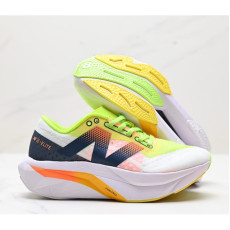 New Balance FuelCell SuperComp Elite V4運動鞋休閒鞋波鞋