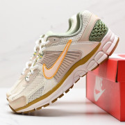 Nike Zoom Vomero 5 SP"Vast Grey/Sail馬拉松復古跑鞋運動鞋休閒鞋波鞋