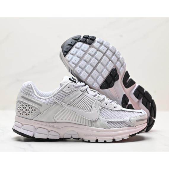 Nike Zoom Vomero 5 SP"Vast Grey/Sail馬拉松復古跑鞋運動鞋休閒鞋波鞋