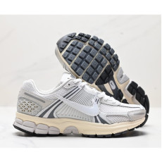 Nike Zoom Vomero 5 SP"Vast Grey/Sail馬拉松復古跑鞋運動鞋休閒鞋波鞋