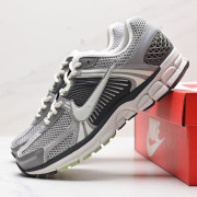 Nike Zoom Vomero 5 SP"Vast Grey/Sail馬拉松復古跑鞋運動鞋休閒鞋波鞋