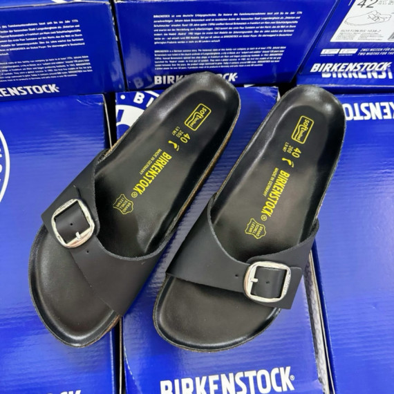 Birkenstock人氣經典單扣拖鞋