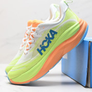 美國限定版 HOKA SKYFLOW 透氣緩震輕量跑鞋運動鞋波鞋