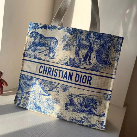 Dior化妝專櫃VIP貴賓積分兌換專用草編Tote Bag