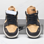 Nike Air Jordan 1 Low X The North Face聯乘款運動鞋波鞋