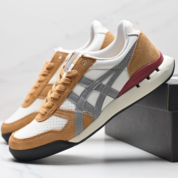 日本限定版 Onitsuka Tiger Ultimate 81 EX絨面革休閒鞋波鞋