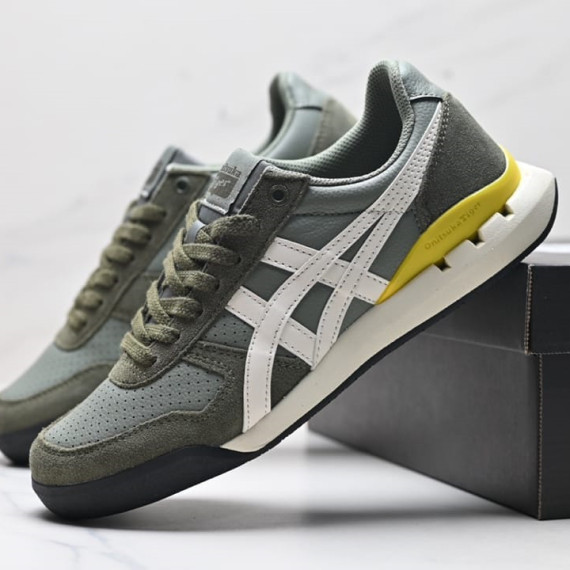 日本限定版 Onitsuka Tiger Ultimate 81 EX絨面革休閒鞋波鞋